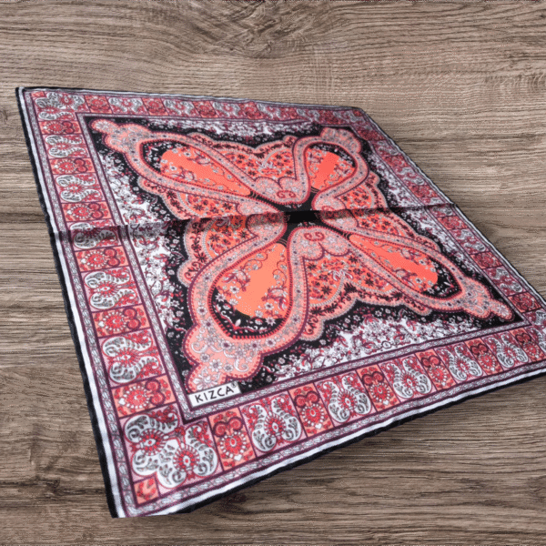 Kızca Retro Desenli Vual İpek Fular 50x50 cm - Görsel 3