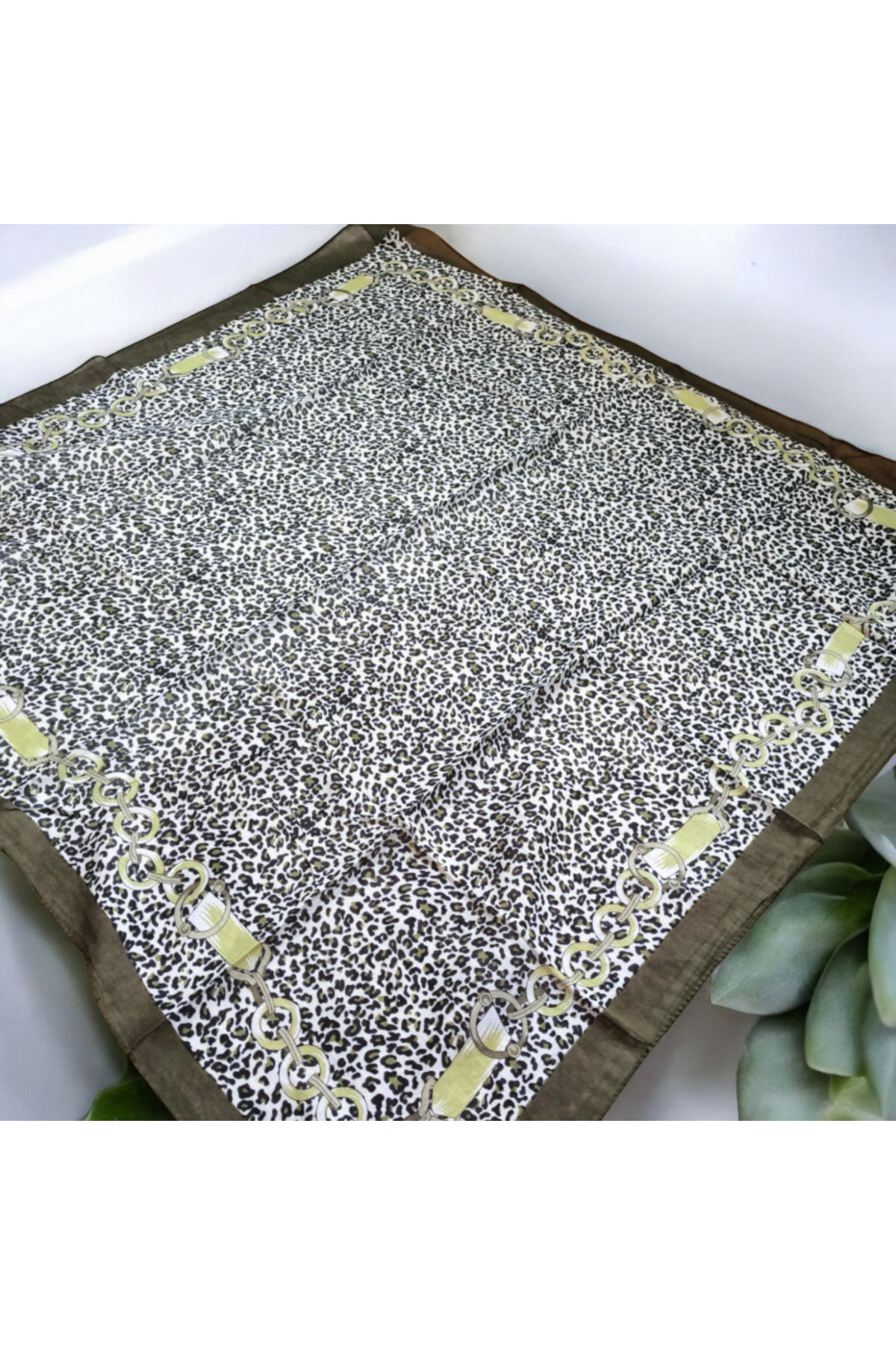 Leopar desenli Pamuk Yazma