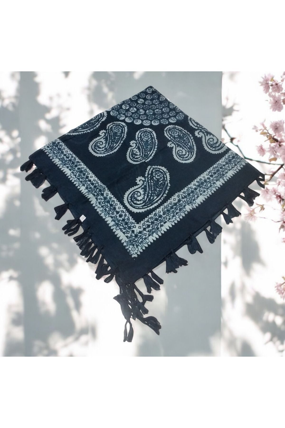 Hint İpek Eşarp Püsküllü