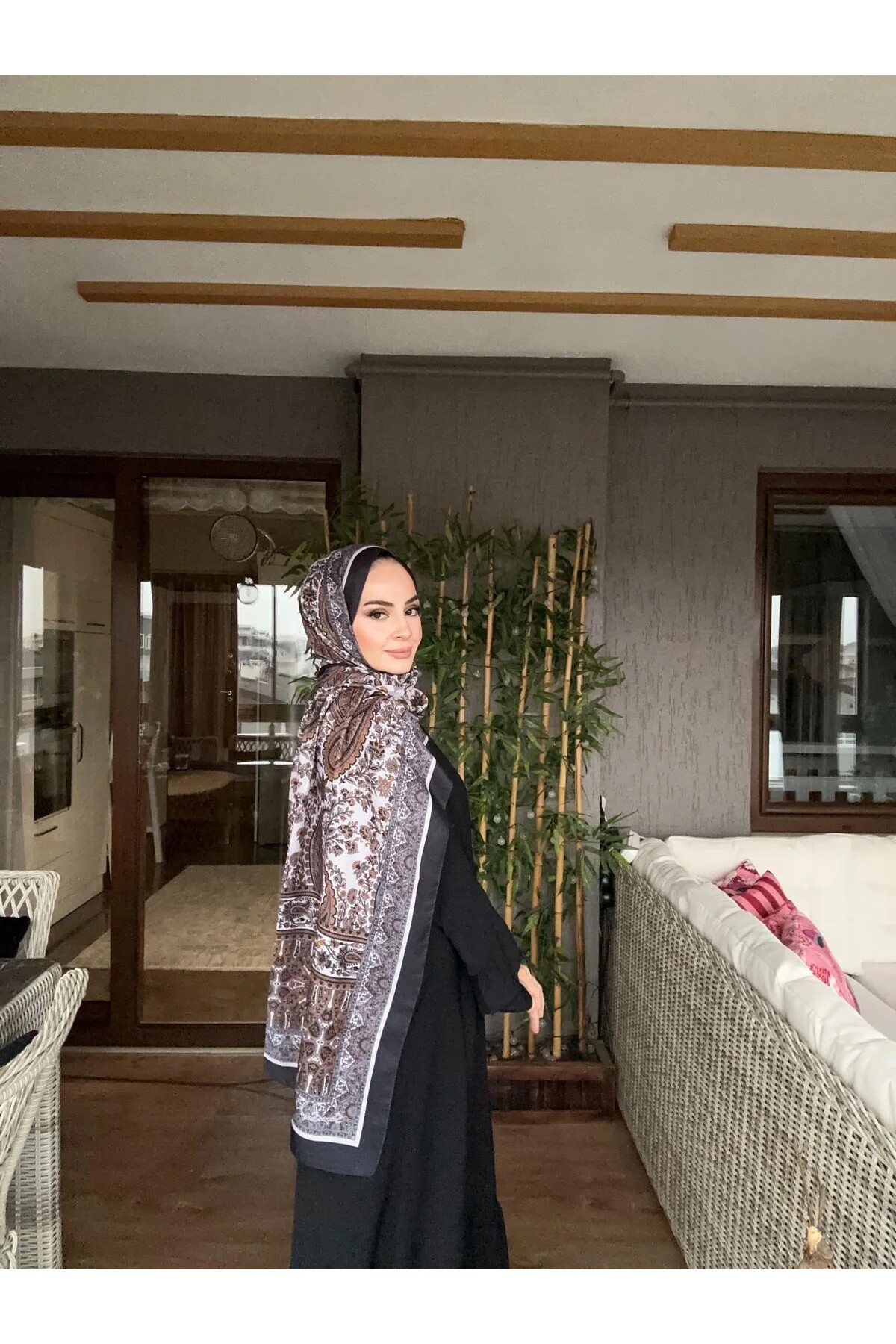 Paisley Desenli Soft Şal - Görsel 3