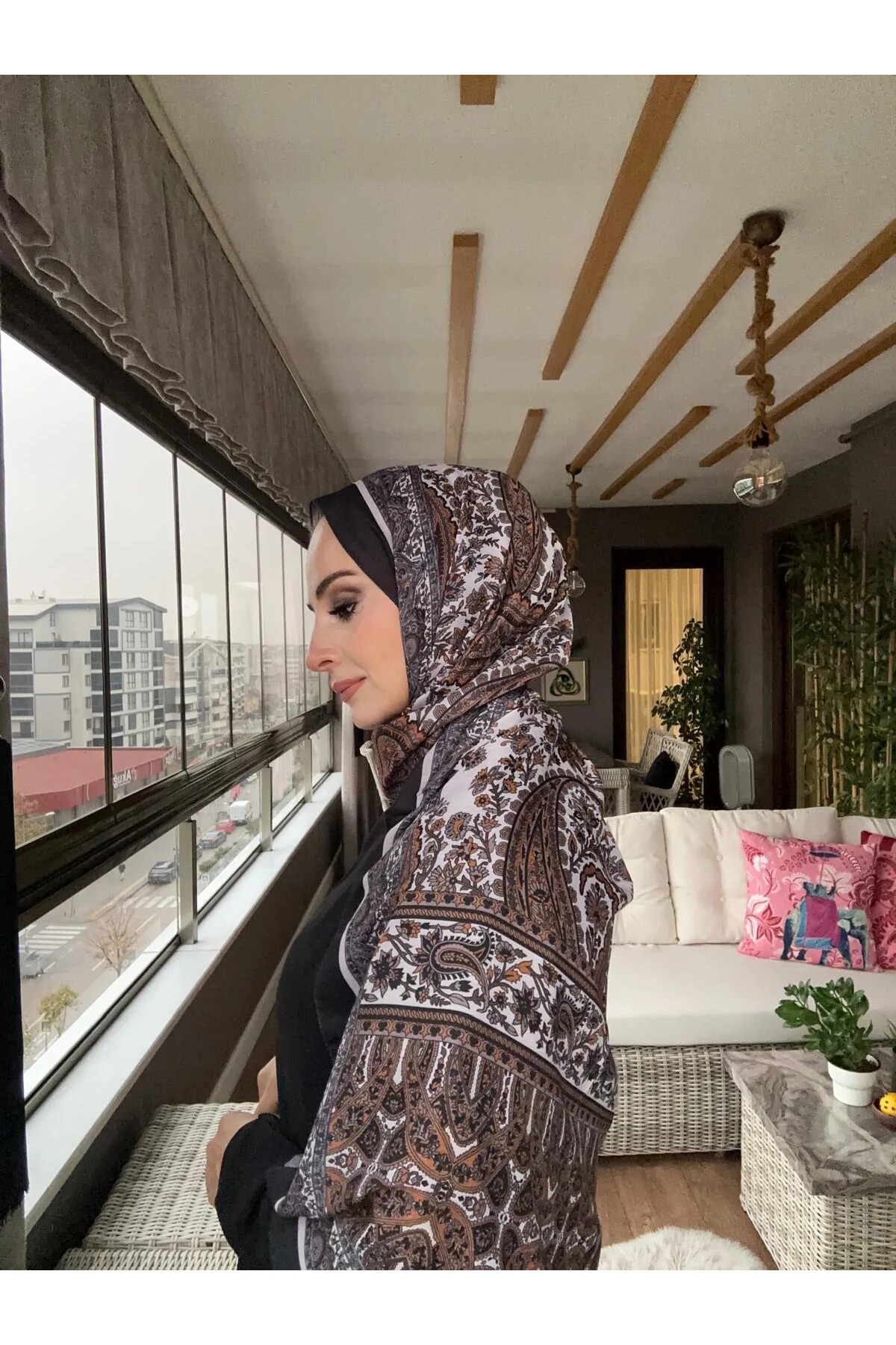 Paisley Desenli Soft Şal - Görsel 4